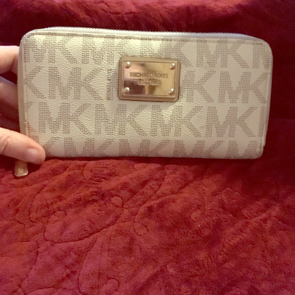 Michael Kors leather wallet